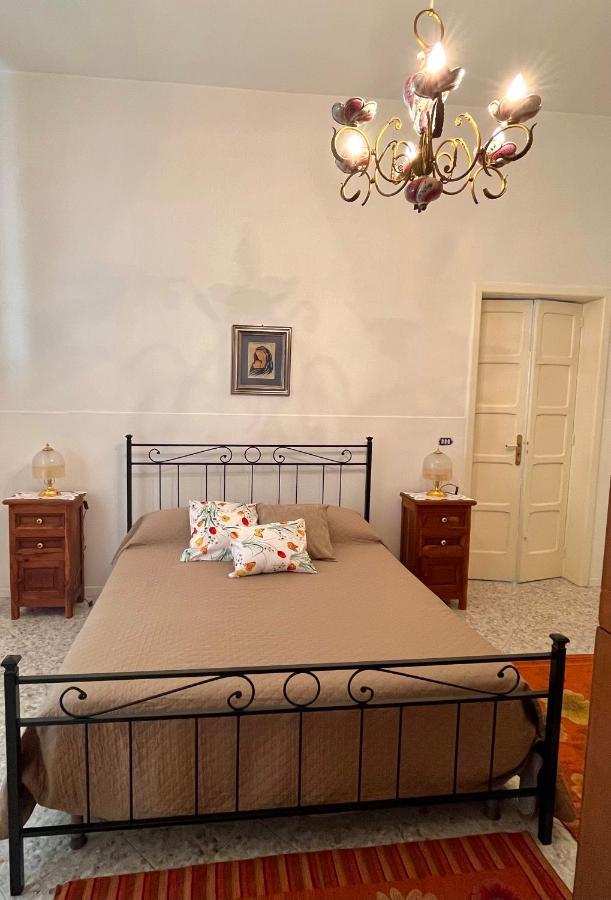 House Fifty Appartement Galatina Buitenkant foto